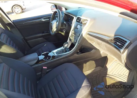 2015 Ford Fusion Se z USA, uszkodzony, nr VIN 3FA6P0H92FR110197